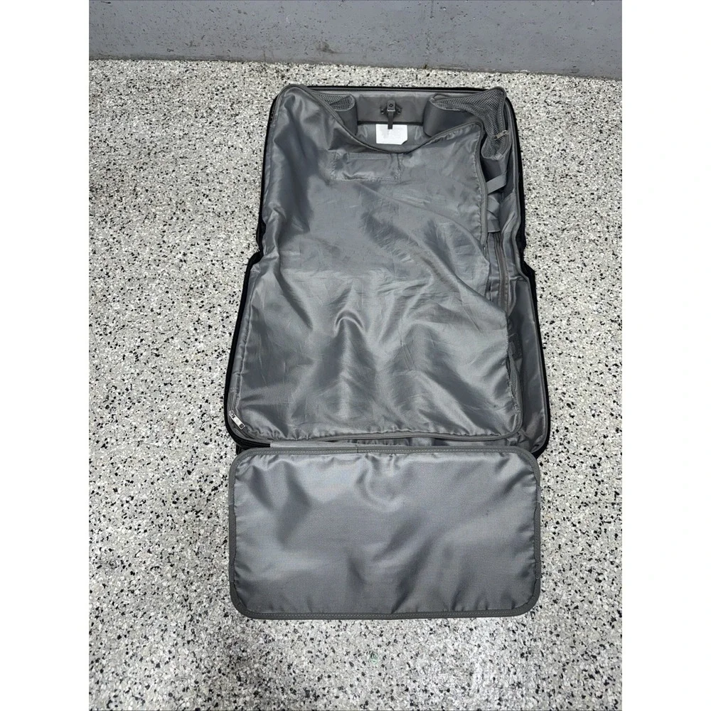 Samsonite Black 2-Wheel Rolling Garment Bag Softshell Luggage 21